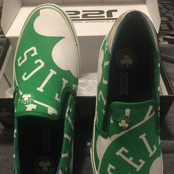 Men’s Celtics pattern sneakers - Picture 3 of 3